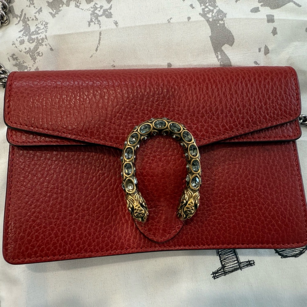 Gucci Dionysus super mini red leather